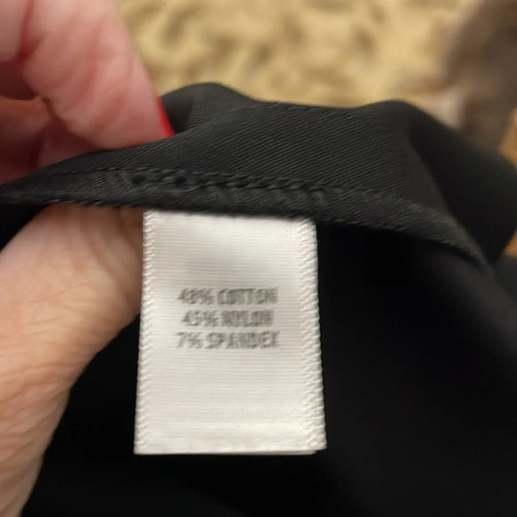 St. John Black Straight Leg Pants Size 4 - Picture 6 of 7